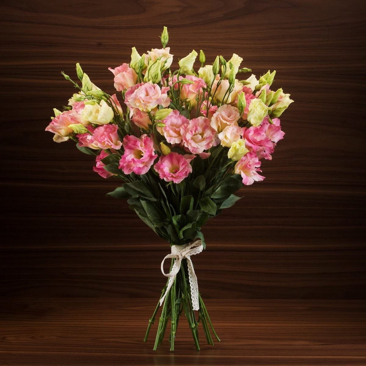 Эустома розовая  - Доставка цветов Саратов. Сервис Delivery Flowers | 8 800 444-00-29