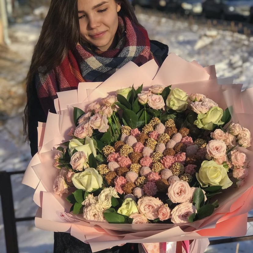 Премиум микс с розами - Доставка цветов Саратов. Сервис Delivery Flowers | 8 800 444-00-29